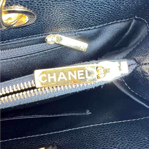 Chanel GST Caviar Tote Gold Chain Bag - Picture 7 of 11